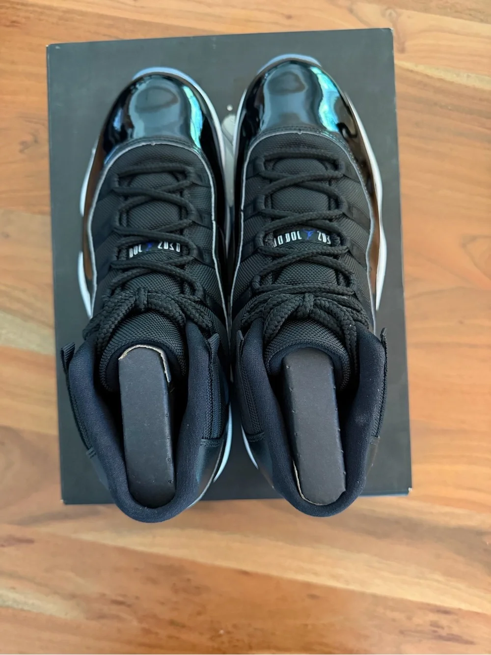 Air Jordan 11 Retro 'Space Jam'